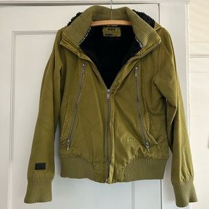 Helly Hansen Women’s Winter Jacket Size Small
